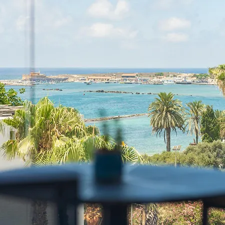 Апарт-отель Waterside Sea View *