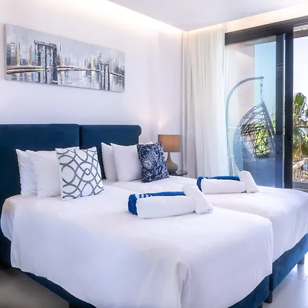 Waterside Sea View Пафос